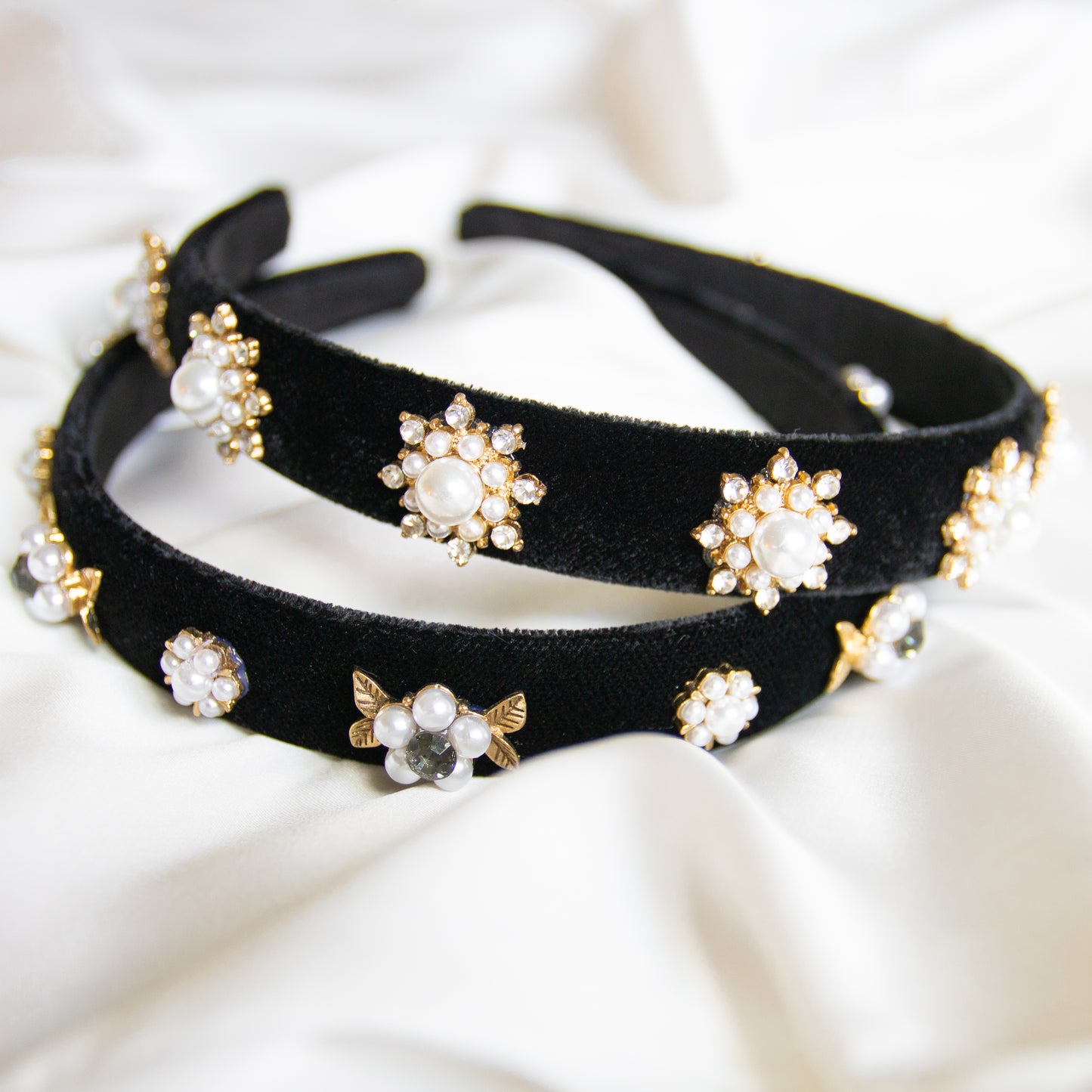 Embellished Snowflake Headband in Black Velvet
